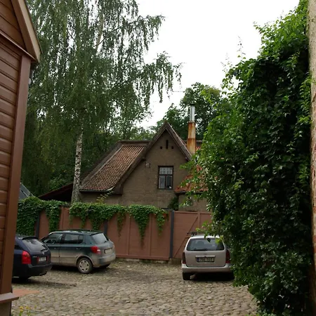 بيت ضيافة Tampere Maja 3*