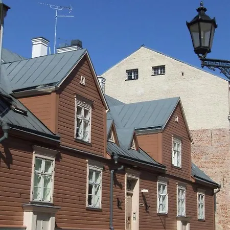 Tampere Maja بيت ضيافة 3*