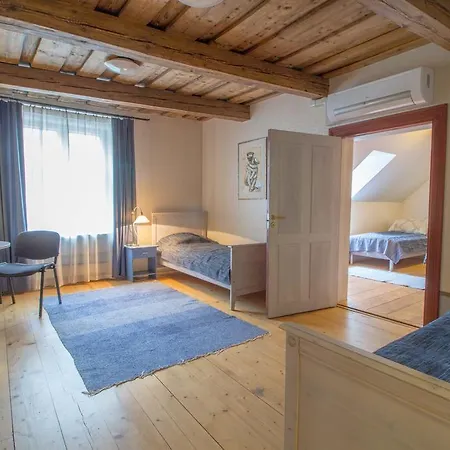 Tampere Maja بيت ضيافة تارتو